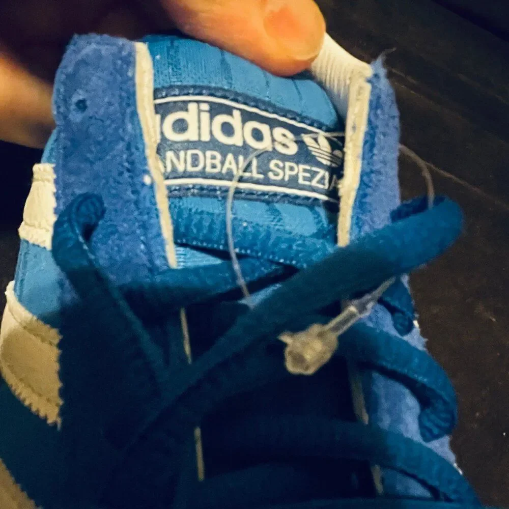 Rare Sample Tag Adidas Handball Spezial Blue Red White Men 9 US 8.5 UK 42 2/3 EU